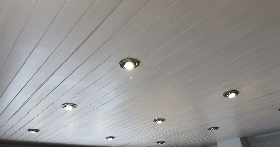 Kitchen LED lighting installation